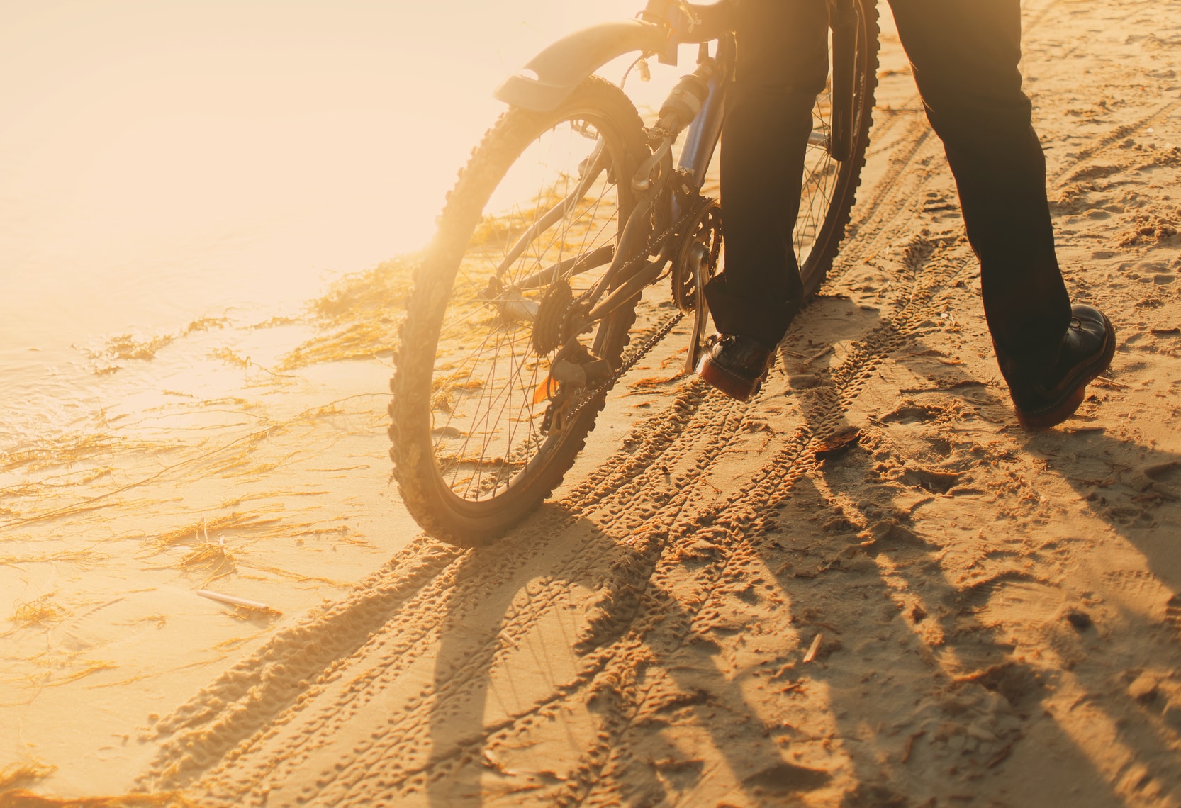 Fahrrad im Morgengrauen